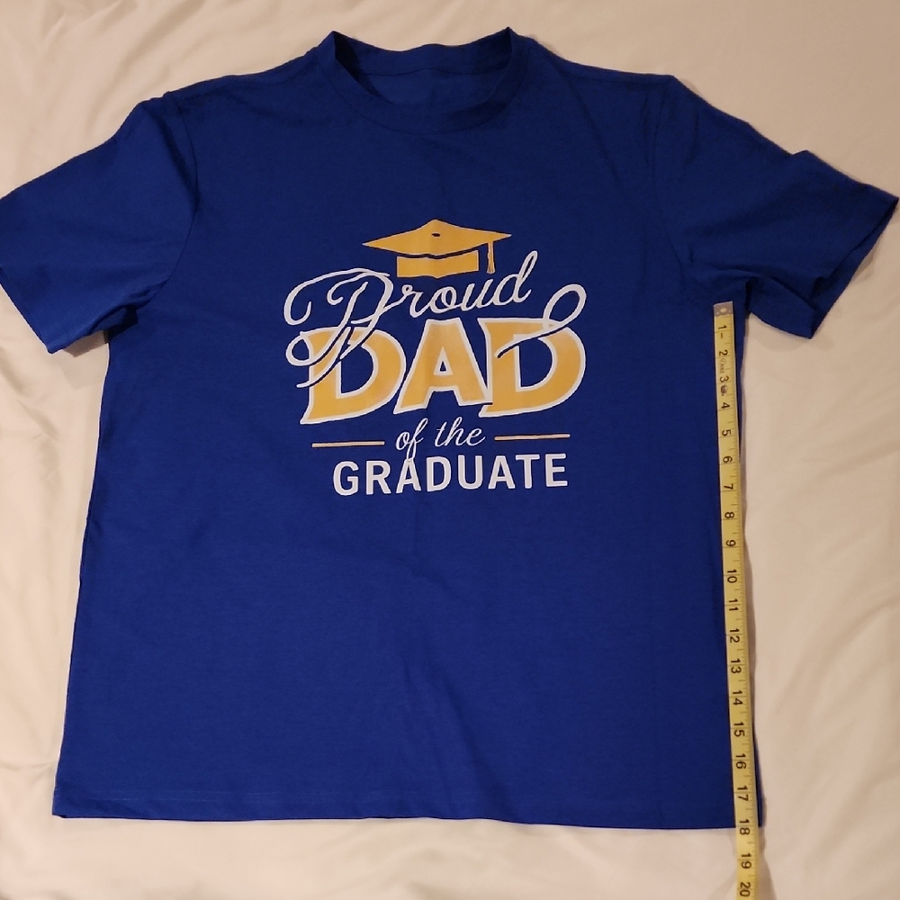 Blue Proud Dad of the Graduate T-Shirt. Size XL